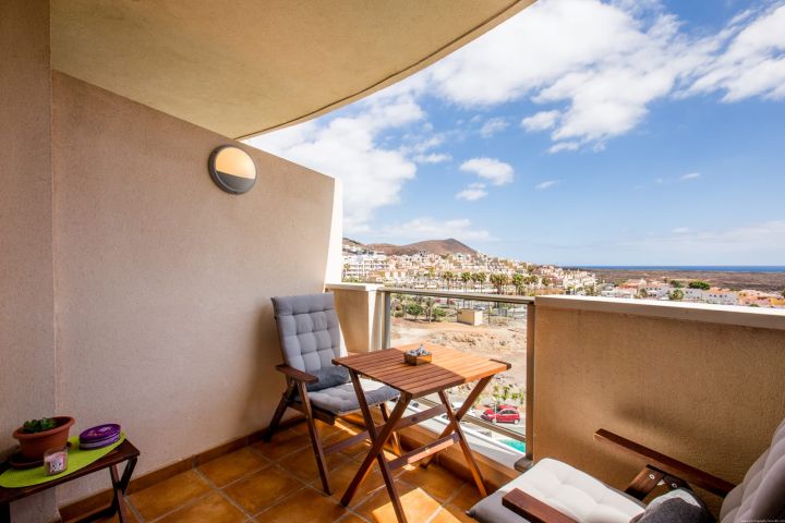 Luminoso apartamento con espectacular terraza en Palm-Mar, Tenerife